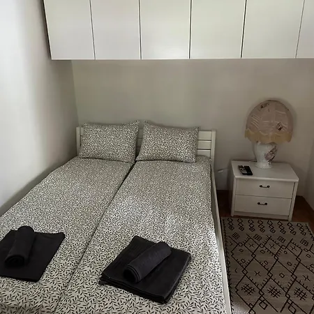 Vikendica Sa Bazenom Beli Bagrem Apartament