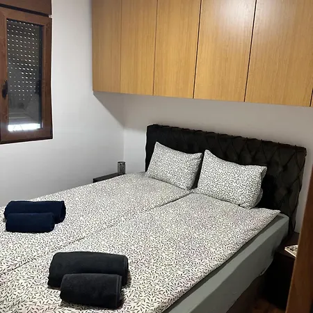 Vikendica Sa Bazenom Beli Bagrem Veliko Gradište