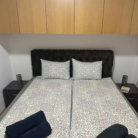 Vikendica Sa Bazenom Beli Bagrem Apartament Veliko Gradište