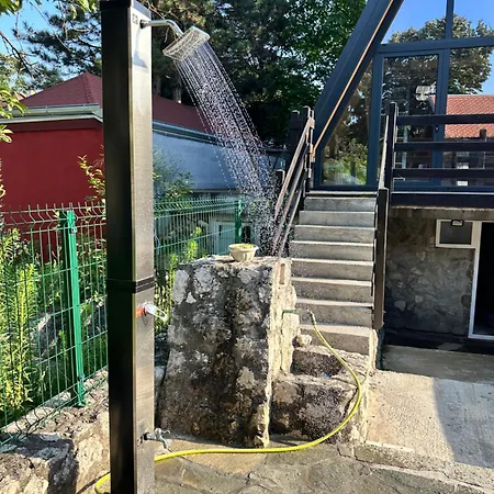 Vikendica Sa Bazenom Beli Bagrem Veliko Gradište