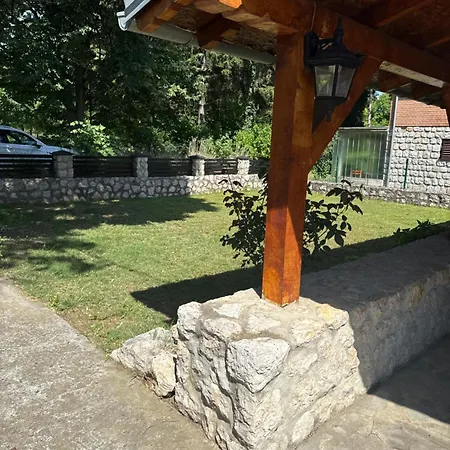 Apartament Vikendica Sa Bazenom Beli Bagrem *
