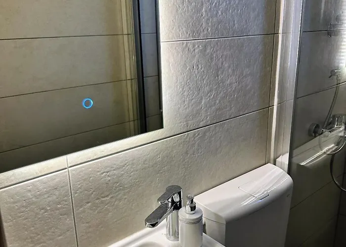 Vikendica Sa Bazenom Beli Bagrem