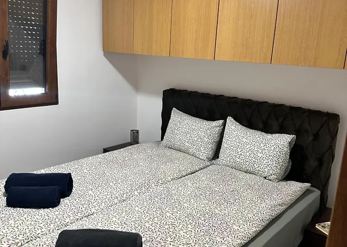 Vikendica Sa Bazenom Beli Bagrem Veliko Gradište