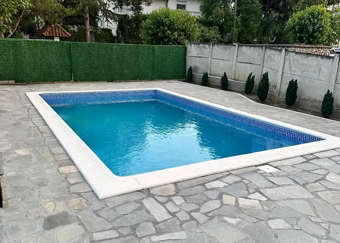 Vikendica Sa Bazenom Beli Bagrem