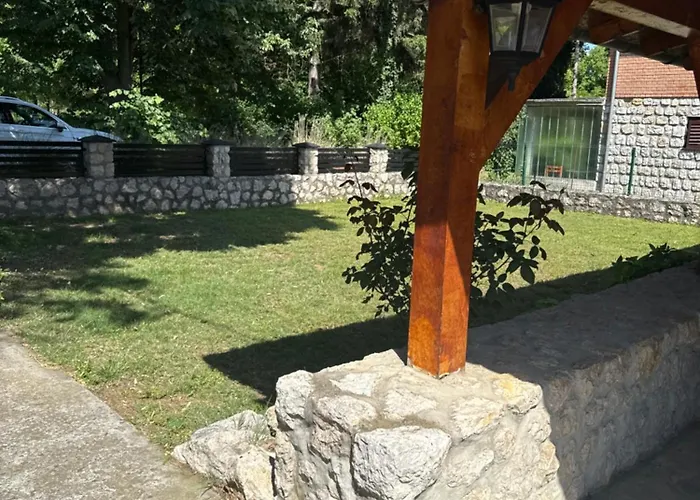 公寓 Vikendica Sa Bazenom Beli Bagrem *